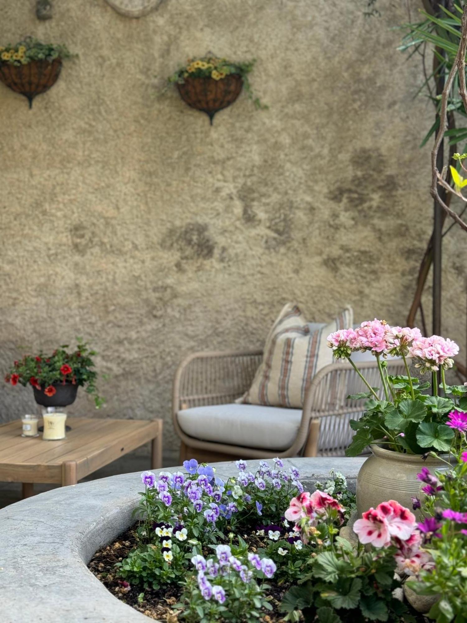 Verzeille Le Patio Des Senteurs B&B 외부 사진